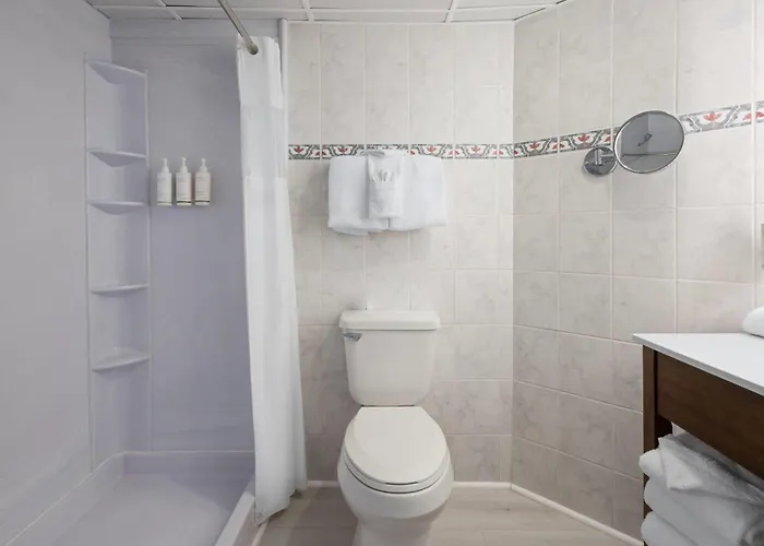 Hotel Howard Johnson Plaza By Wyndham Ocean Oceanfront 3*