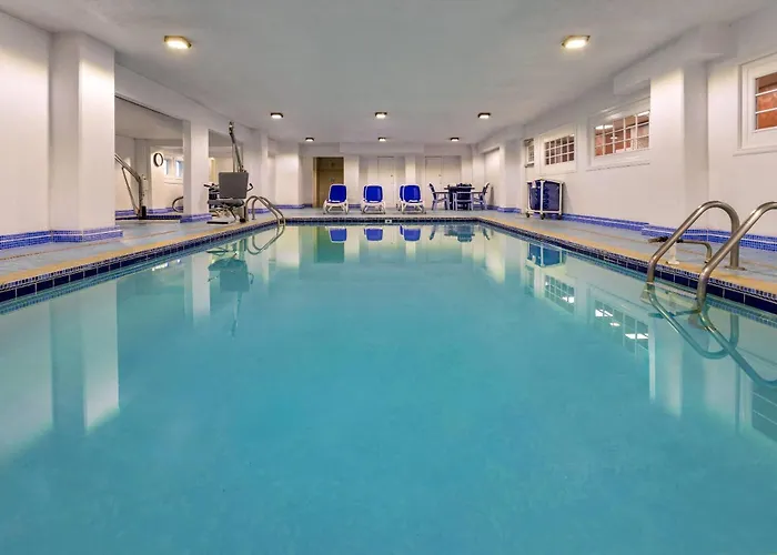 Howard Johnson Plaza By Wyndham Ocean Oceanfront Ocean City