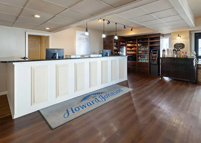 Hotel Howard Johnson Plaza By Wyndham Ocean Oceanfront 3*