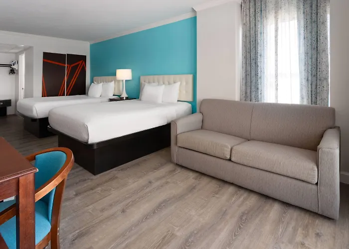 Howard Johnson Plaza By Wyndham Ocean Oceanfront Hotel
